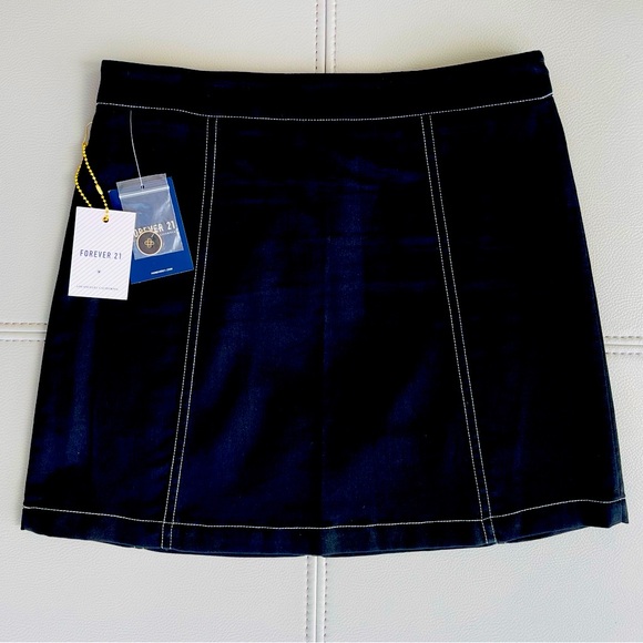 NWT! ZARA High-Waist A-Skirt Mini Skirt in Black Size Small - Picture 3 of 9